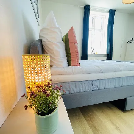 Aday - Light In The Center Of Apartment *