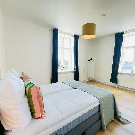 Aday - Light In The Center Of *